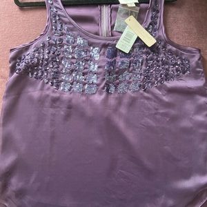 Women’s sleeveless top